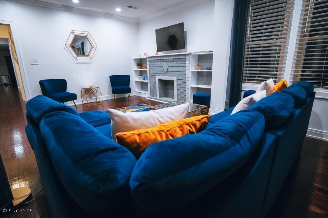 The Blue Golden Luxury Modern 3- Bedroom Apartment In Chicago Esterno foto